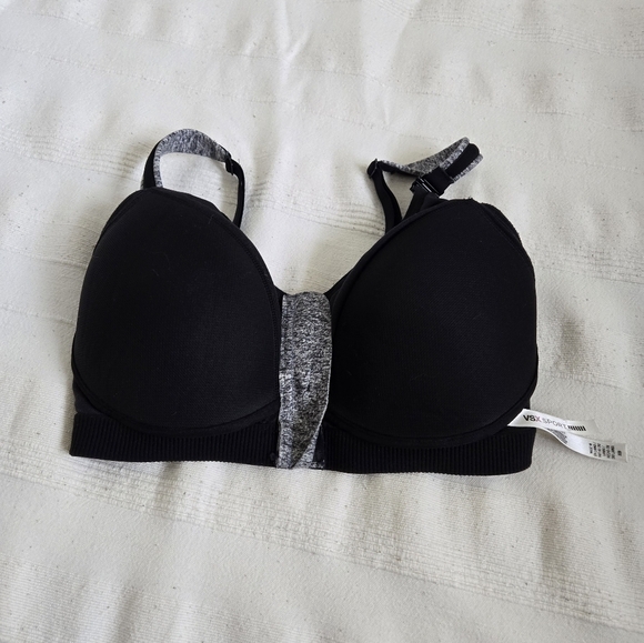Victoria's Secret Gray Incredible Lightweight Max Zip Front Sports Bra 32D - Picture 9 of 13